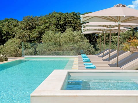 Celestial Villa Privater Pool und Jacuzzi