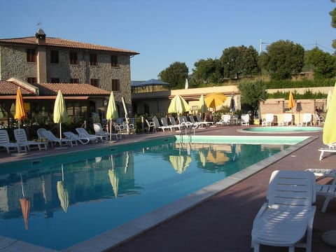 mit Gemeinschaftspool
