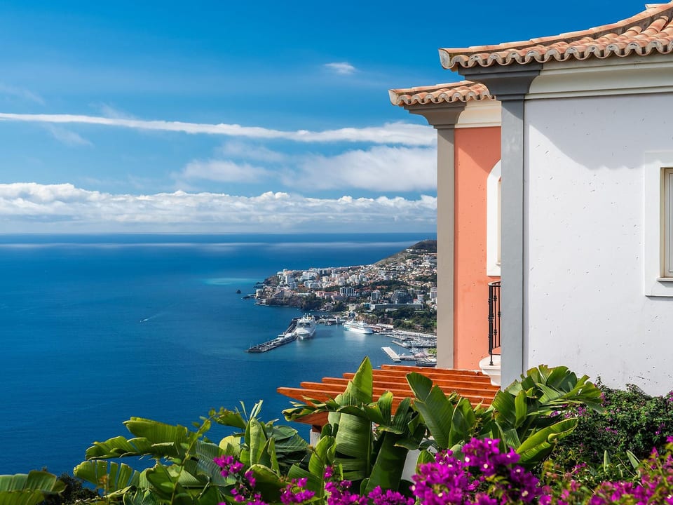 Elegante Ferienwohnung mit Gemeinschaftspool und Wellnessbereich - Funchal