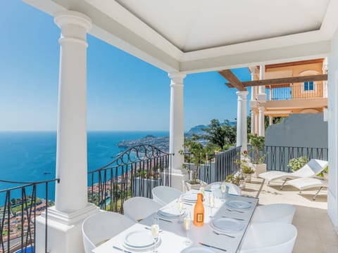 Schönes Ferienhaus in Sao Goncalo mit Privatem Pool