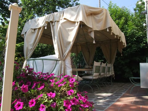 Villa 'Castagno' mit Pool