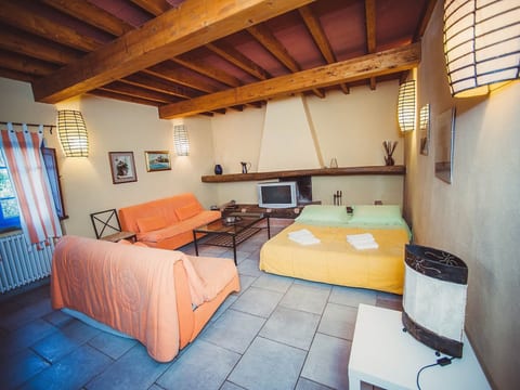 Wohnung 'Settimo cielo8' mit Schwimmbad