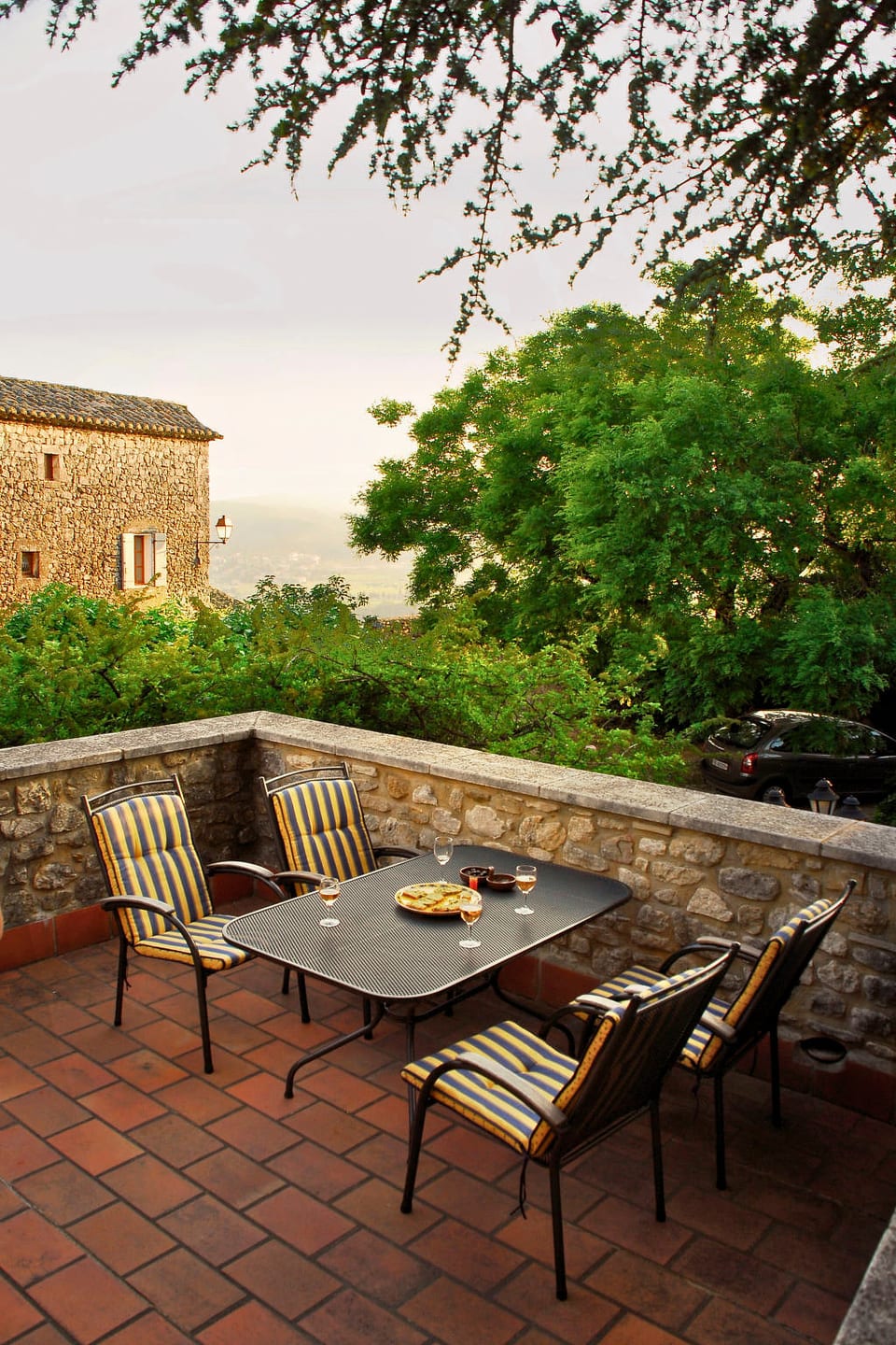 Maisonettewohnung mit Terrasse und Ausblick - Cornillon
