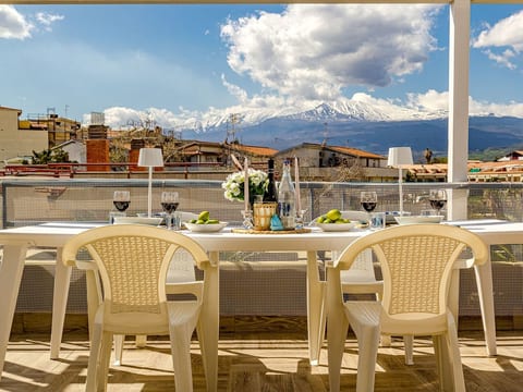 Naxos Loft Ferienwohnung mit Terrasse