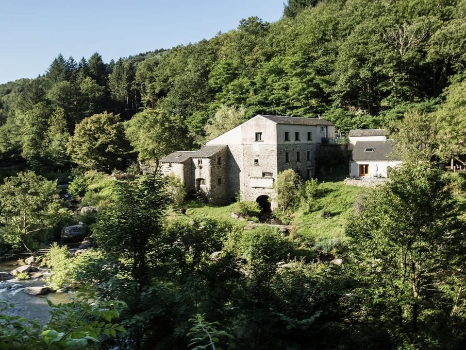 Wassermühle am Fluss - Ferrières