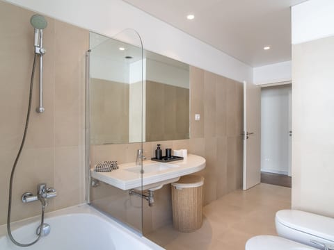 "Movenpick Apartment"