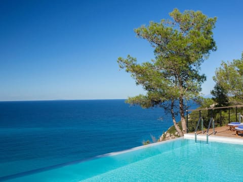 Milos Bay Villas- Brandneue moderne Villa mit spektakulärem Blick auf den Stran