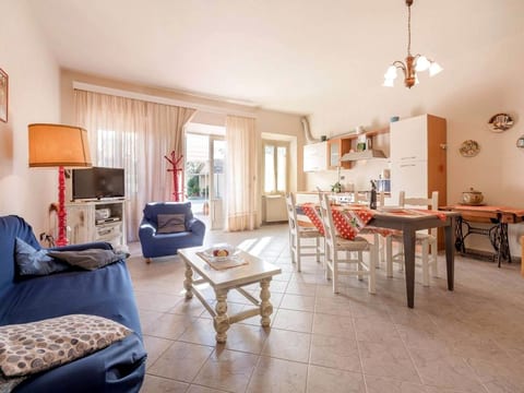 Unterkunft in einer Villa, Schwimmbad und großer