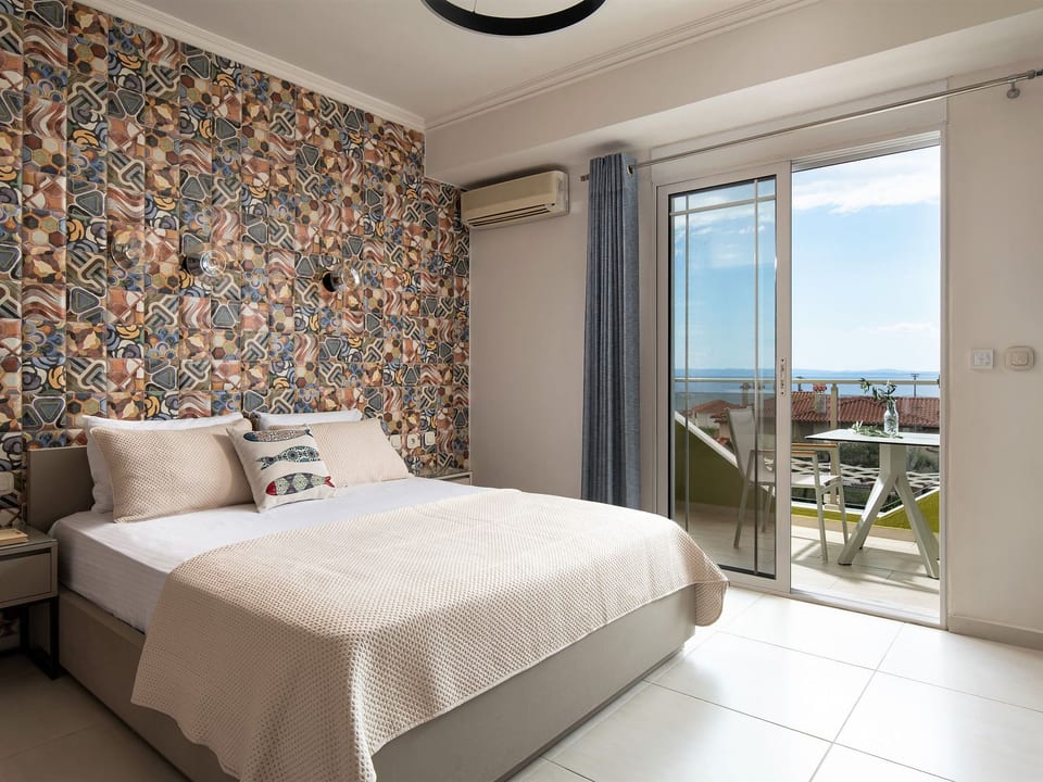 Studio moderno con vista mare - Yerakini