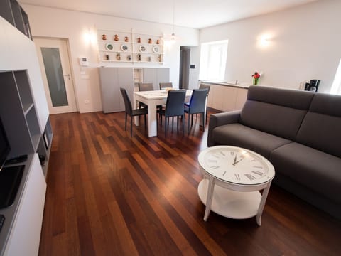 Anwesen mit Garten, Grill und Terrasse