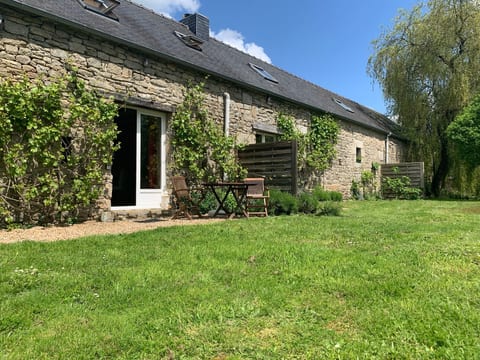 Ty Morgane-Typisch bretonisches Bauernhaus mit Pool