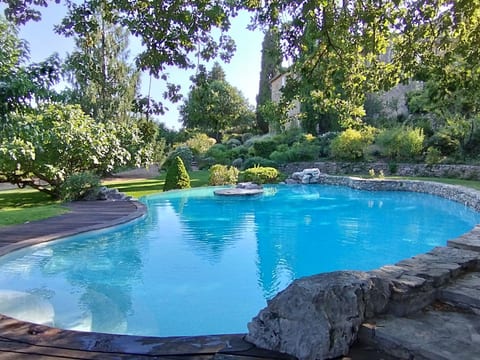 Finca "Mas de l'Aire" mit Infinity-Pool