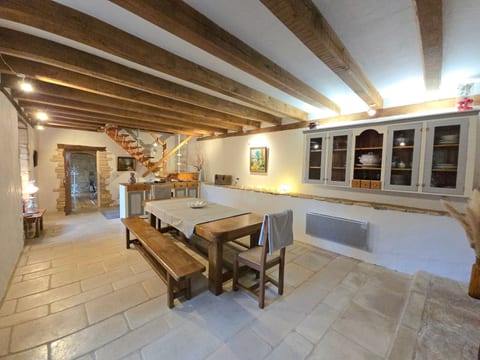 Geräumiges Ferienhaus mit Charme in der Dordogne