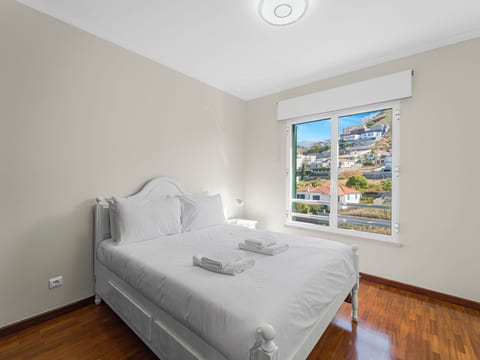 Tulipa Apartment Top
