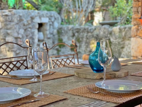 Villa 6 Zimmer - Privates Schwimmbad - Wifi