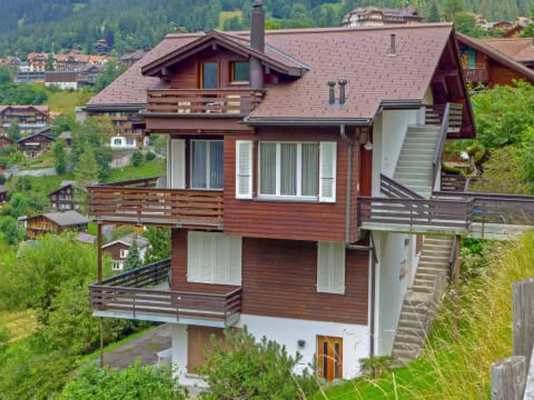 Melodie Apt.W