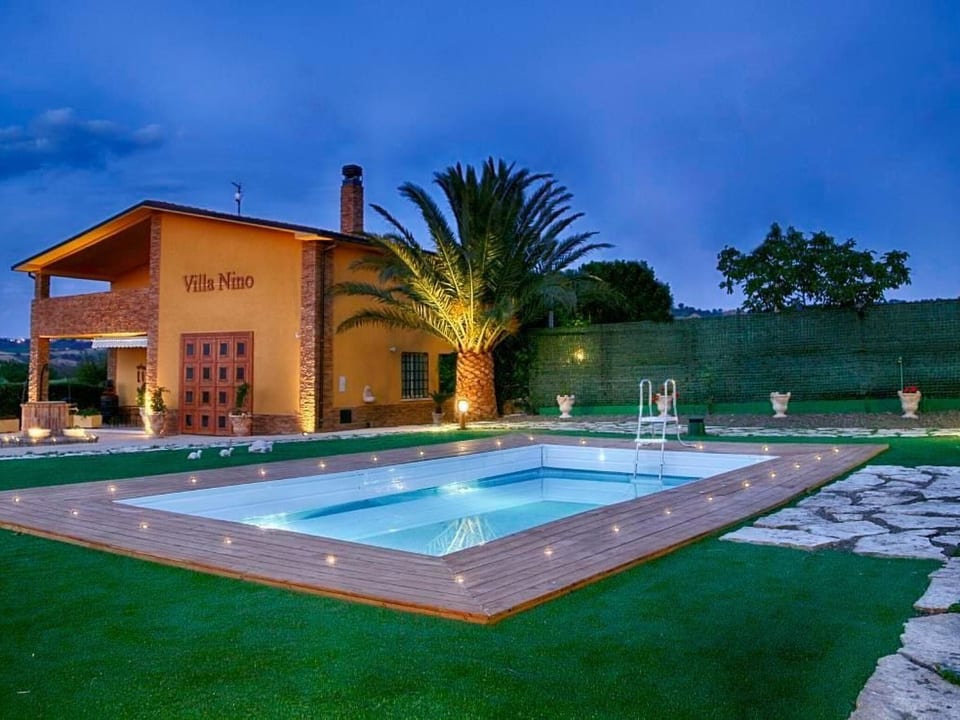 in Petacciato mit Terrasse, Grill und Garten - Petacciato