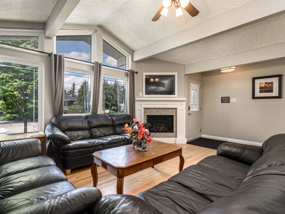 Intera casa a Haysboro con parcheggio privato - Calgary