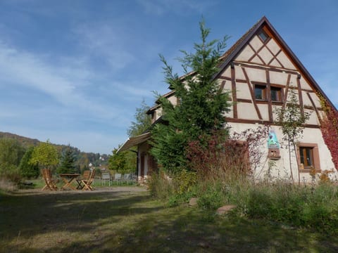 Domäne mit Terrasse, Grill und Garten