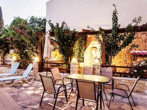 Villa Amarandos