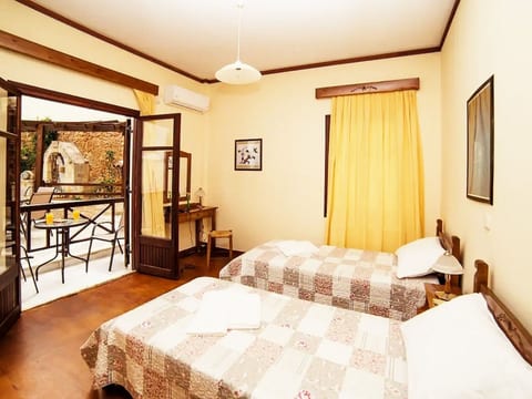 Villa Amarandos