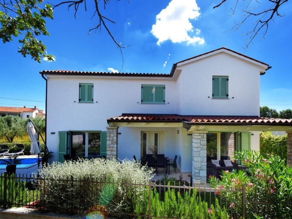 Villa Barbara - Heraki