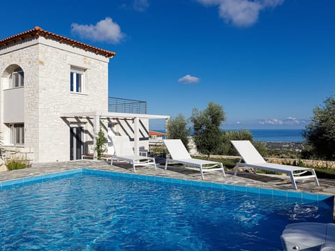Komfort-Villa mit privatem Pool