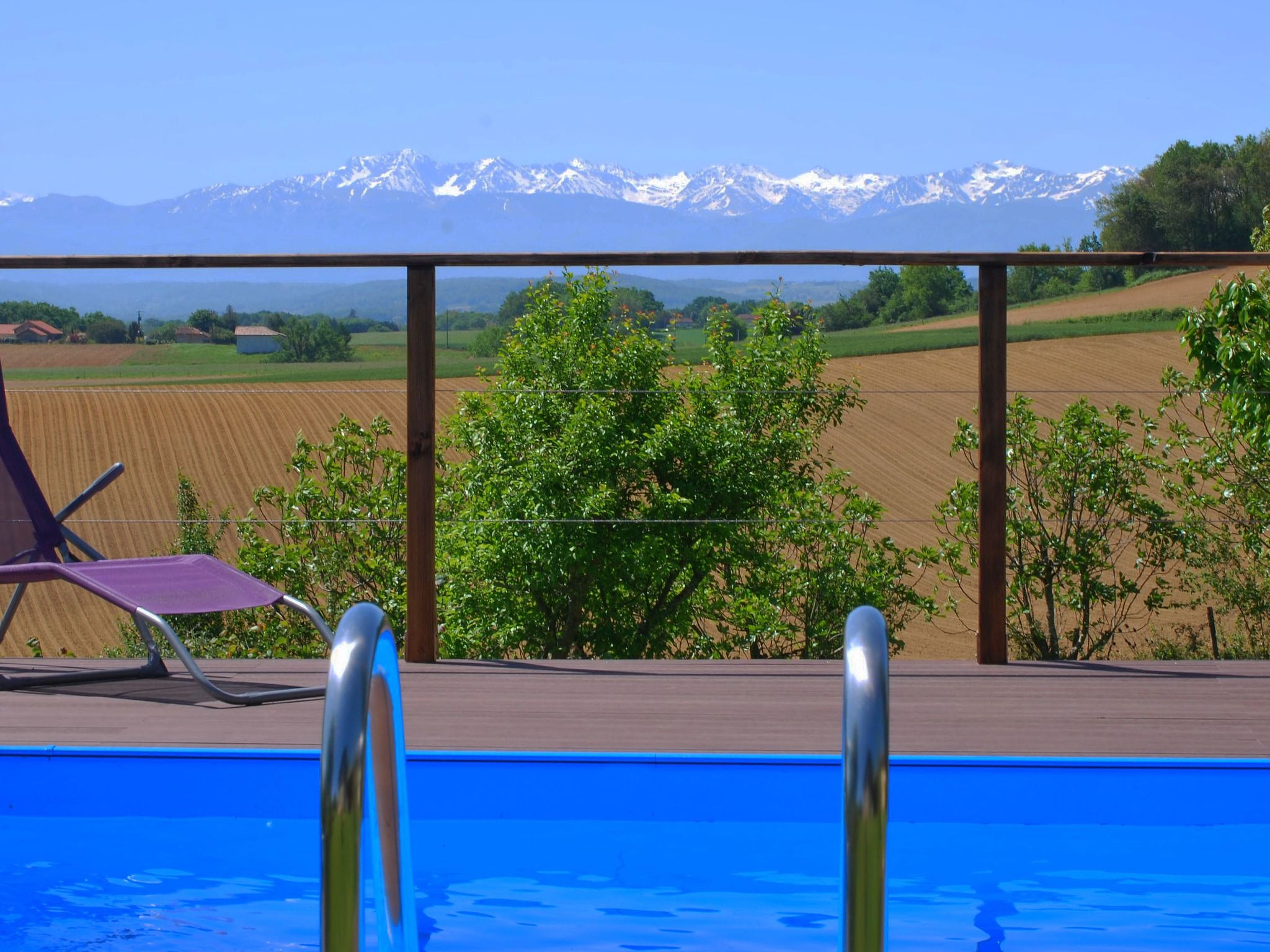in Sarraguzan mit Privatem Pool