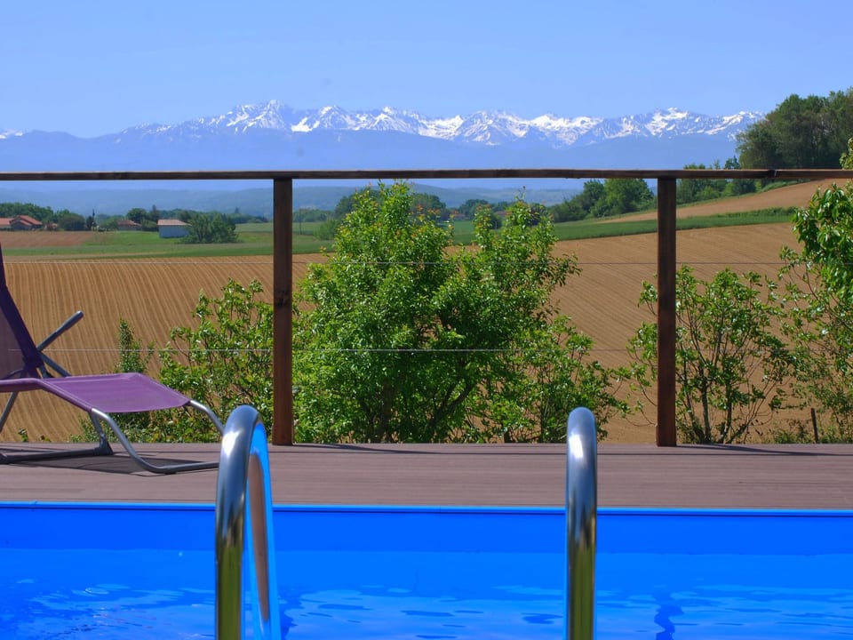 in Sarraguzan mit Privatem Pool - Sarraguzan