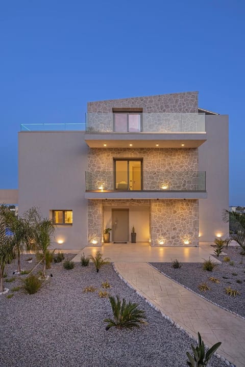 Arfna Pearl Villa