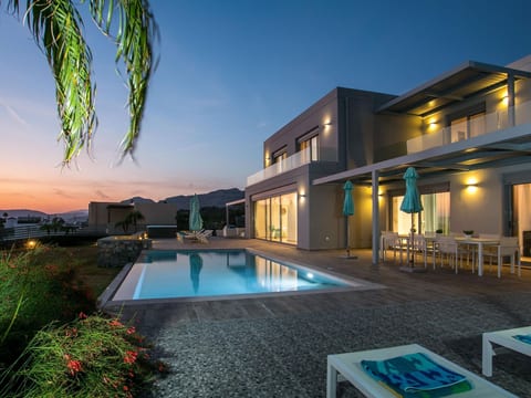Villa Lily