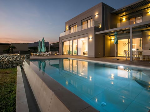 Villa Lily