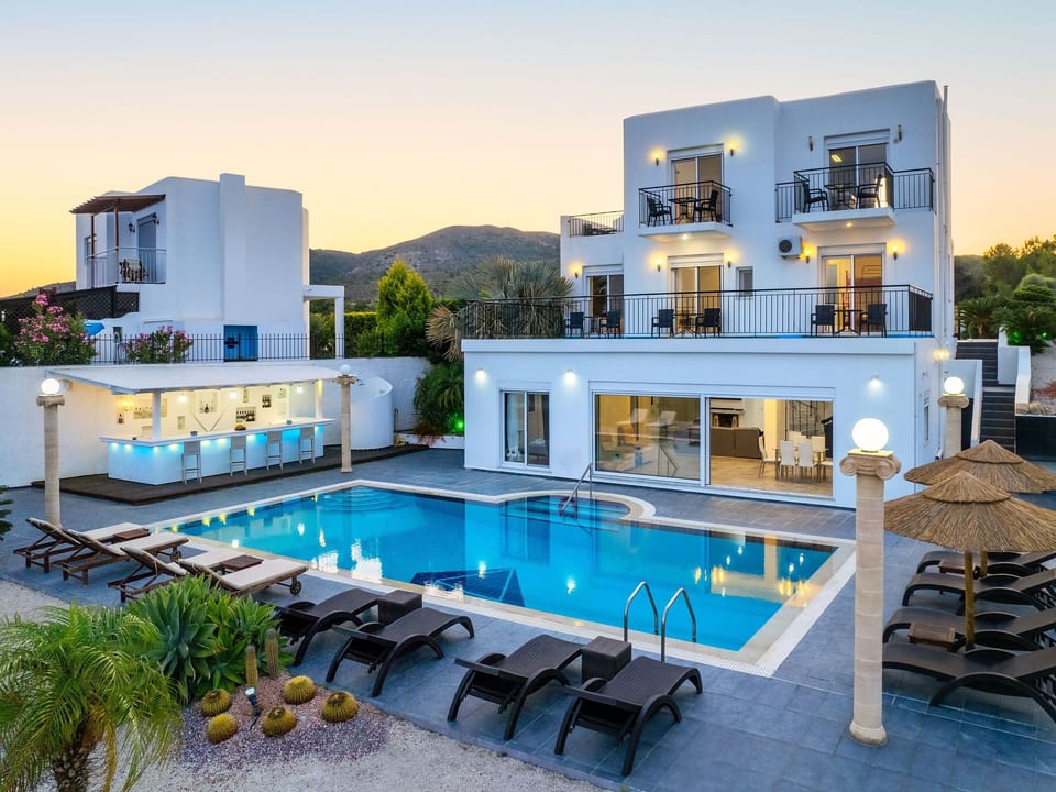 Charmante Diamond Villa in der Nähe von Gennadi Strand - Gennadi