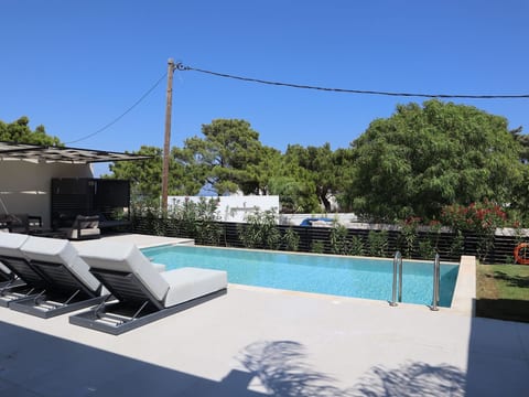 Trapezia Luxury Living - Opal