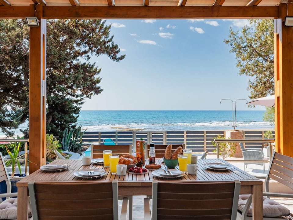 Villa Perla am Strand mit Meerblick - Gennadi