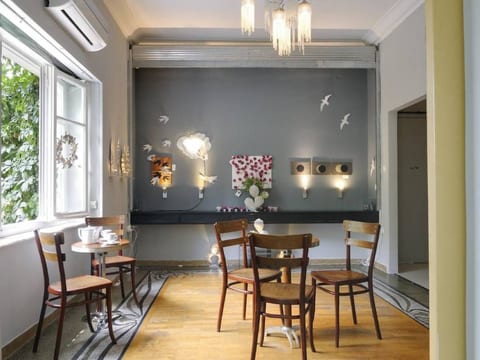 Studio "Purple Heart" mit Terrasse