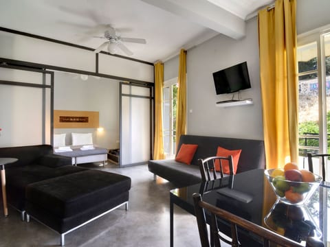 Wohnung "Bougainvillea" mit Balkon