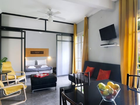 Wohnung "Bougainvillea" mit Balkon