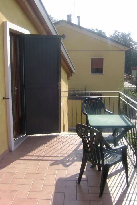 Dachgeschosswohnung mit Privatparkplatz