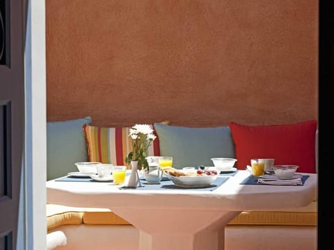 "Oia Mansion" mit Whirlpool