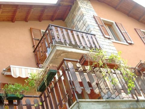 Wohnung mit schönem Garten