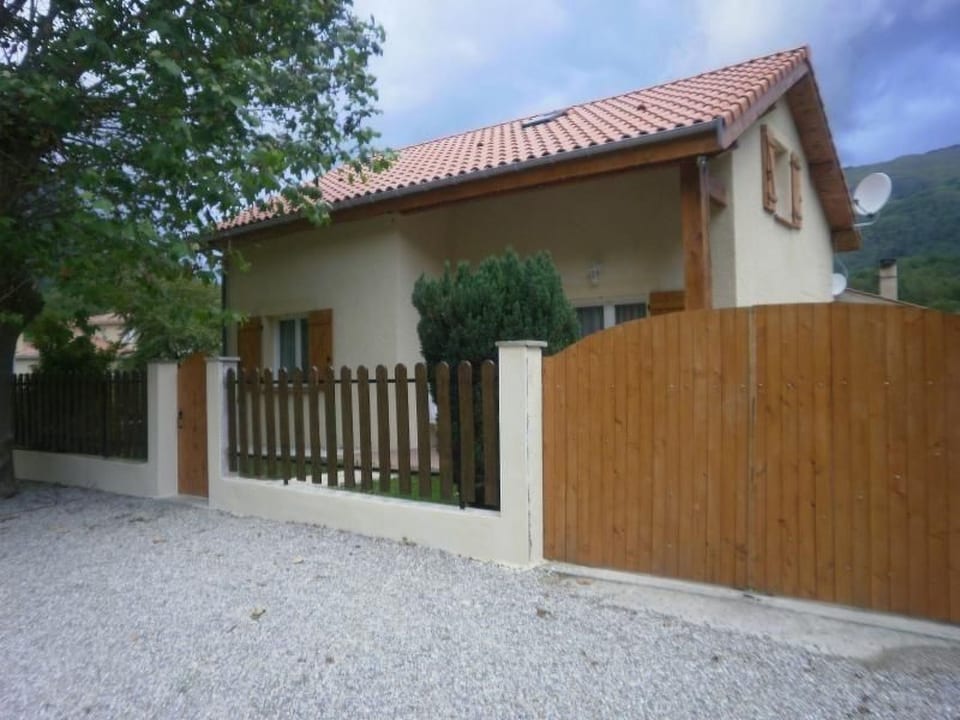 Barrierefreies Haus mit Garten und Terrasse - Tarascon-sur-Ariège