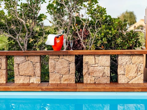 für 2 Personen und 4 Kinder in Costa Paradiso, Sardinien (Gallura)