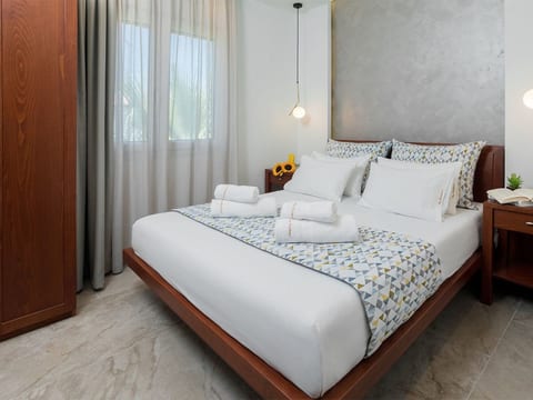 Appartement in Pallini mit Eigenem Balkon