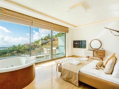Villa Infinity Mountain mit Pool in Kalkan