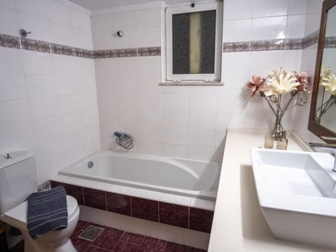 Haus in Agii Theodori mit privatem Pool und Panoramablick