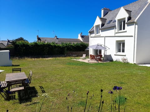 Charmante maison à 200m de la plage