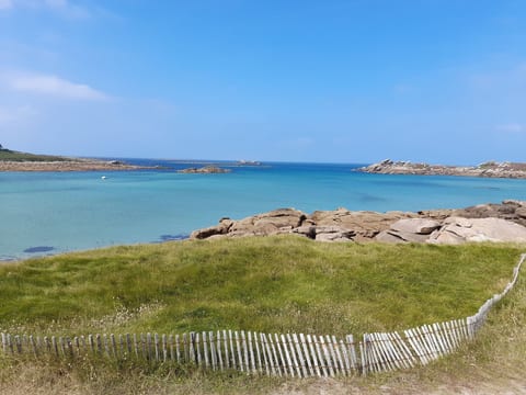 Charmante maison à 200m de la plage