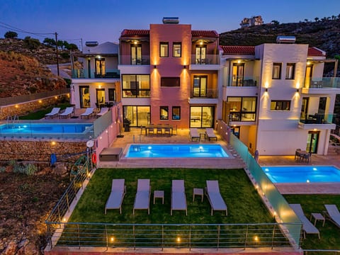 "Villa Mari" mit privatem Pool