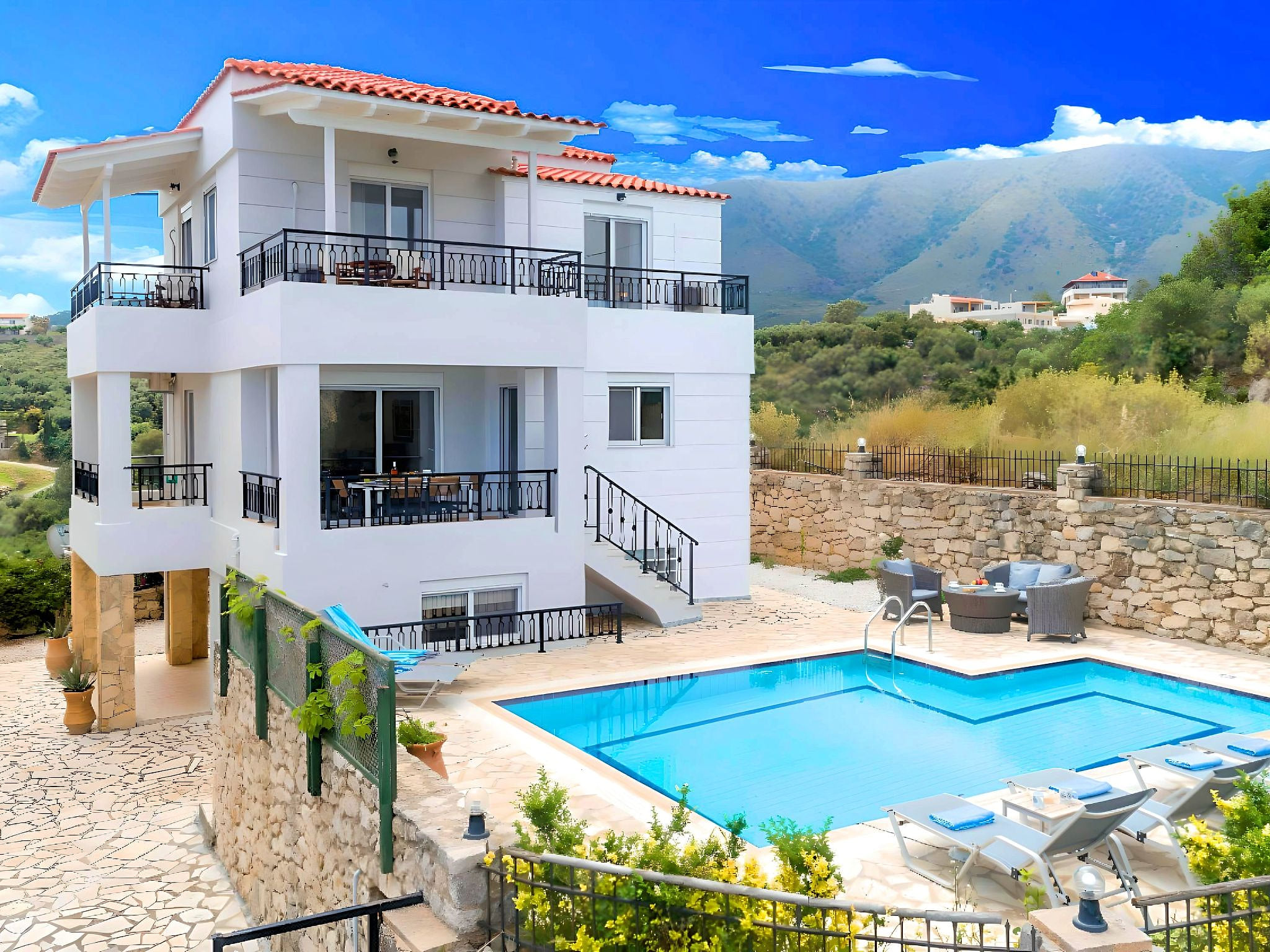 Nettes Ferienhaus in Georgioupoli mit Garten, Grill und Terrasse und Panoramabl